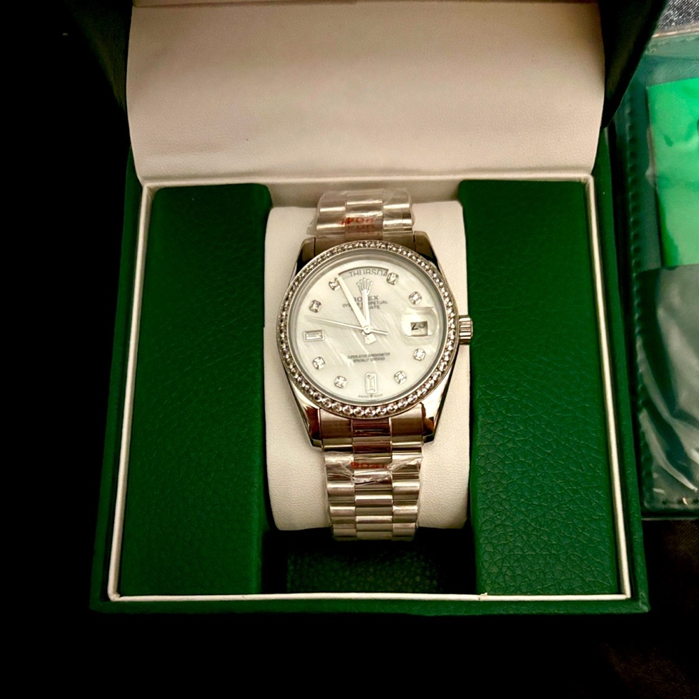 Rolex Oyster Perpetual 36mm - Lady Datejust Watch 18 ct White Gold